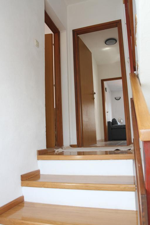 Apartments Sanader Okrug Gornji Exterior photo